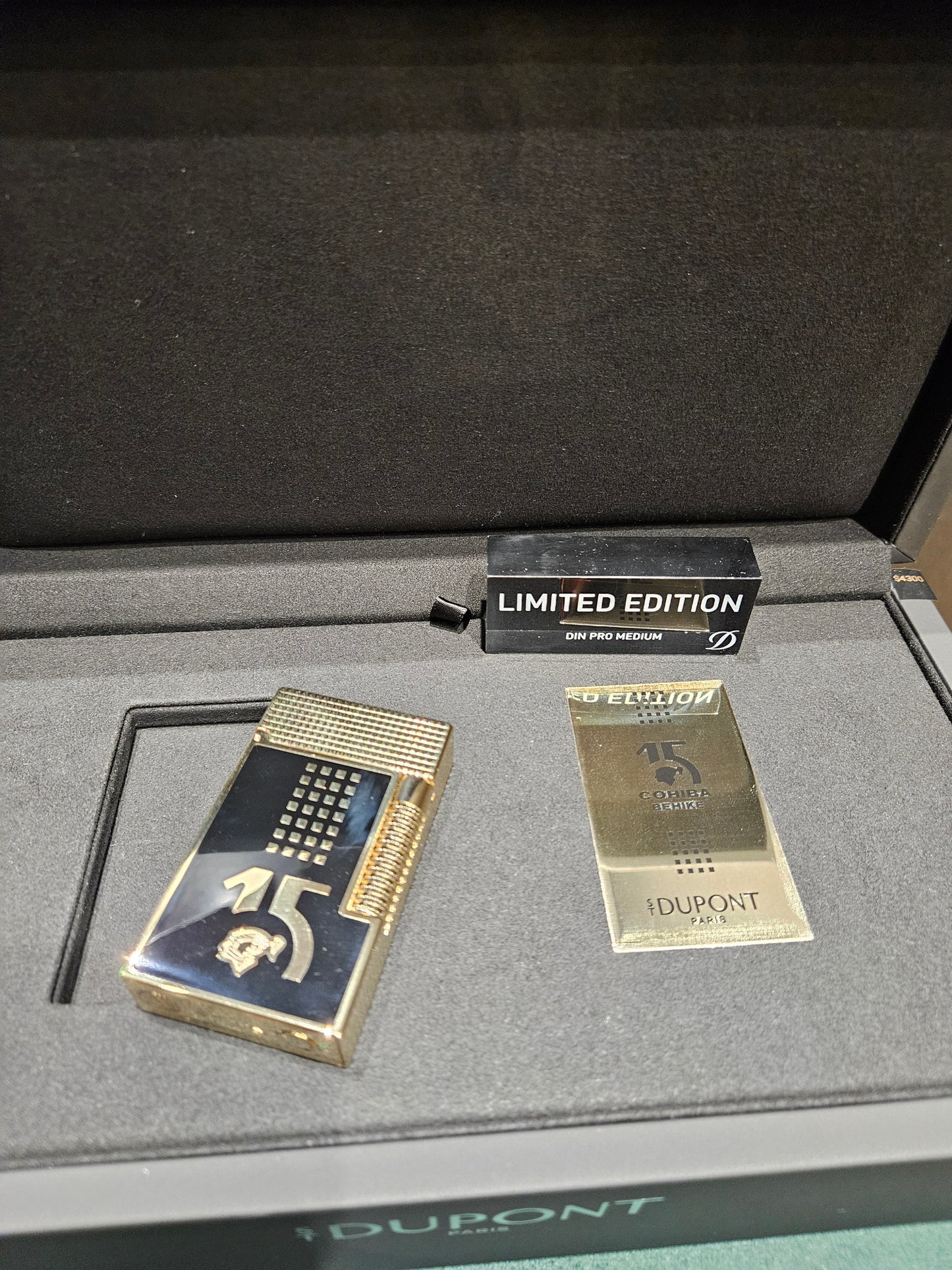 S.T. Dupont Le Grand COHIBA BEHIKE 15th Anniversary Lighter Limited Edition