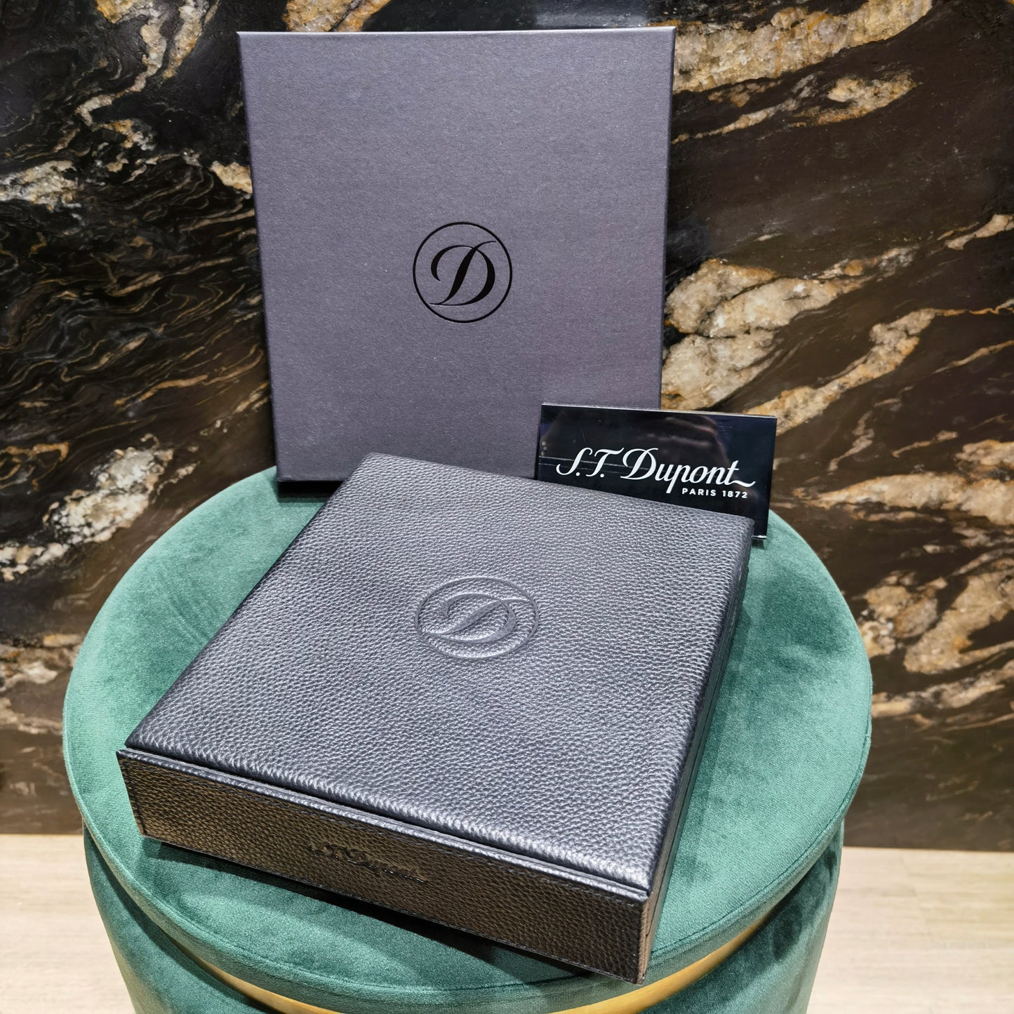S.T. Dupont Travel Cigar Humidor for 8 Cigars
