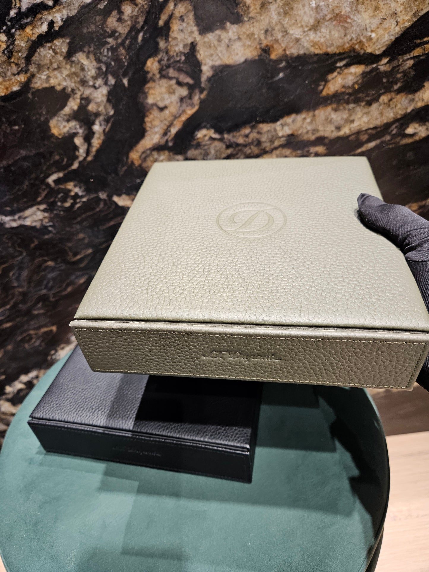 S.T. Dupont Travel Cigar Humidor for 8 Cigars