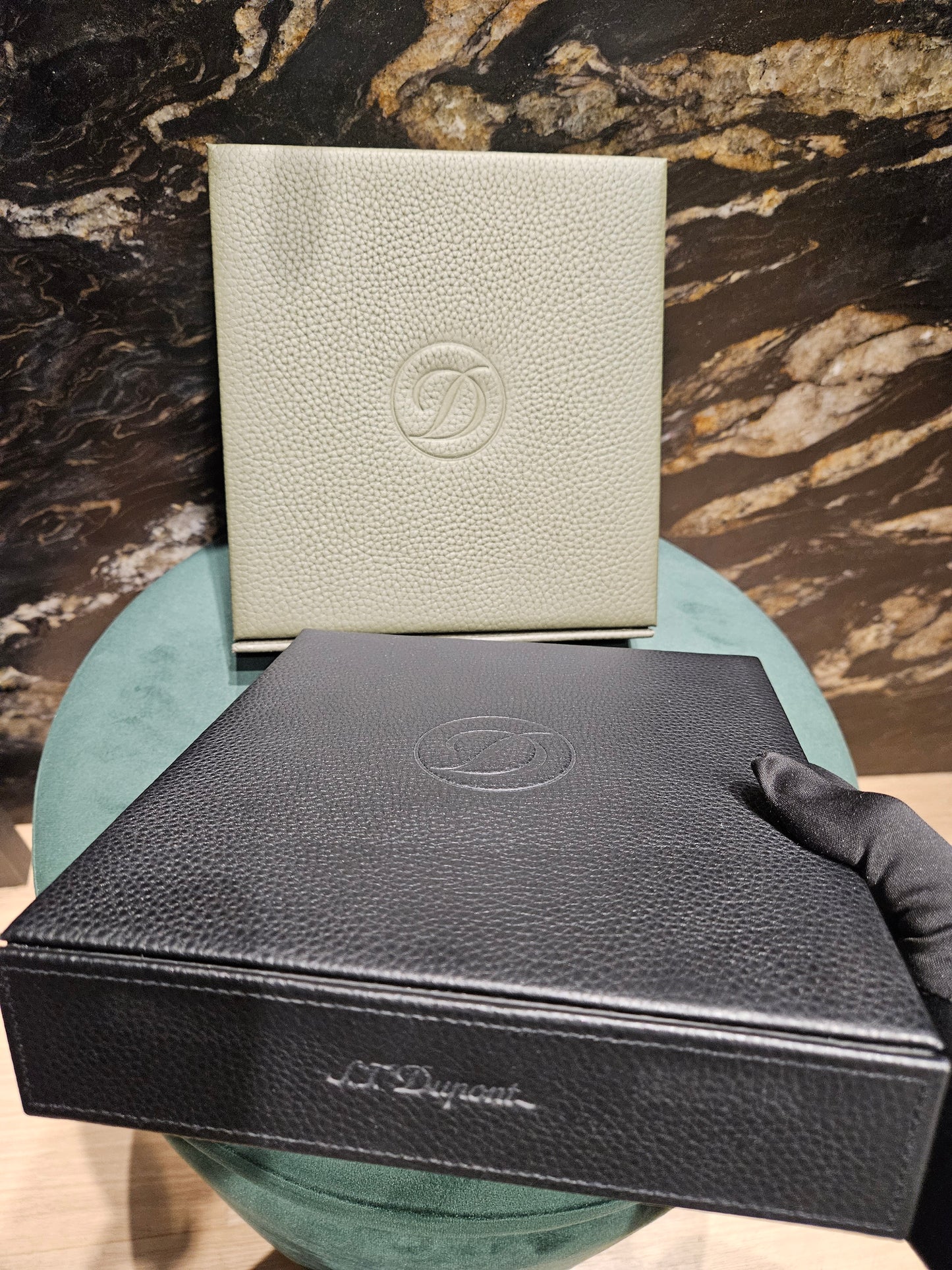 S.T. Dupont Travel Cigar Humidor for 8 Cigars