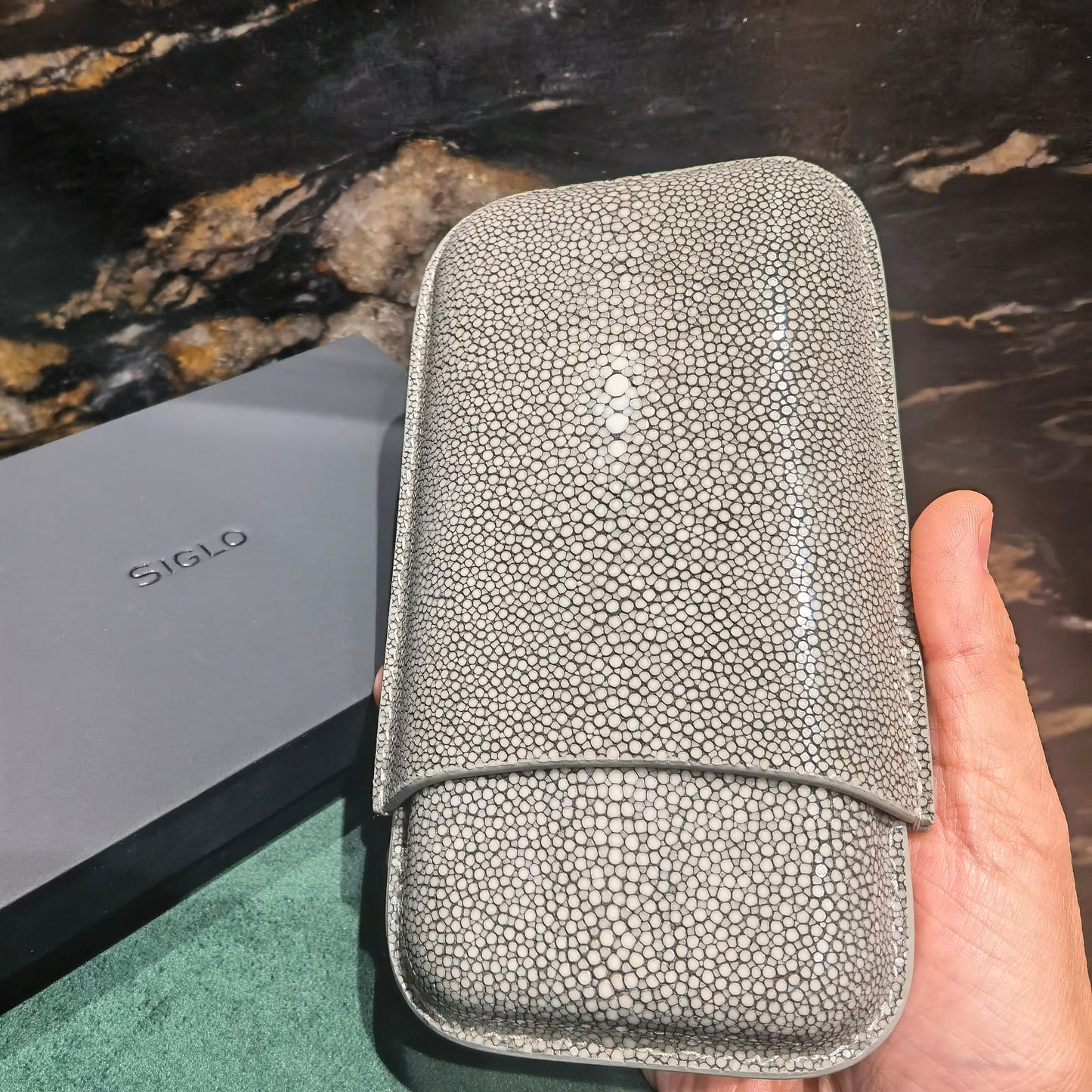 Siglo Stingray Skin Triple Cigar Case