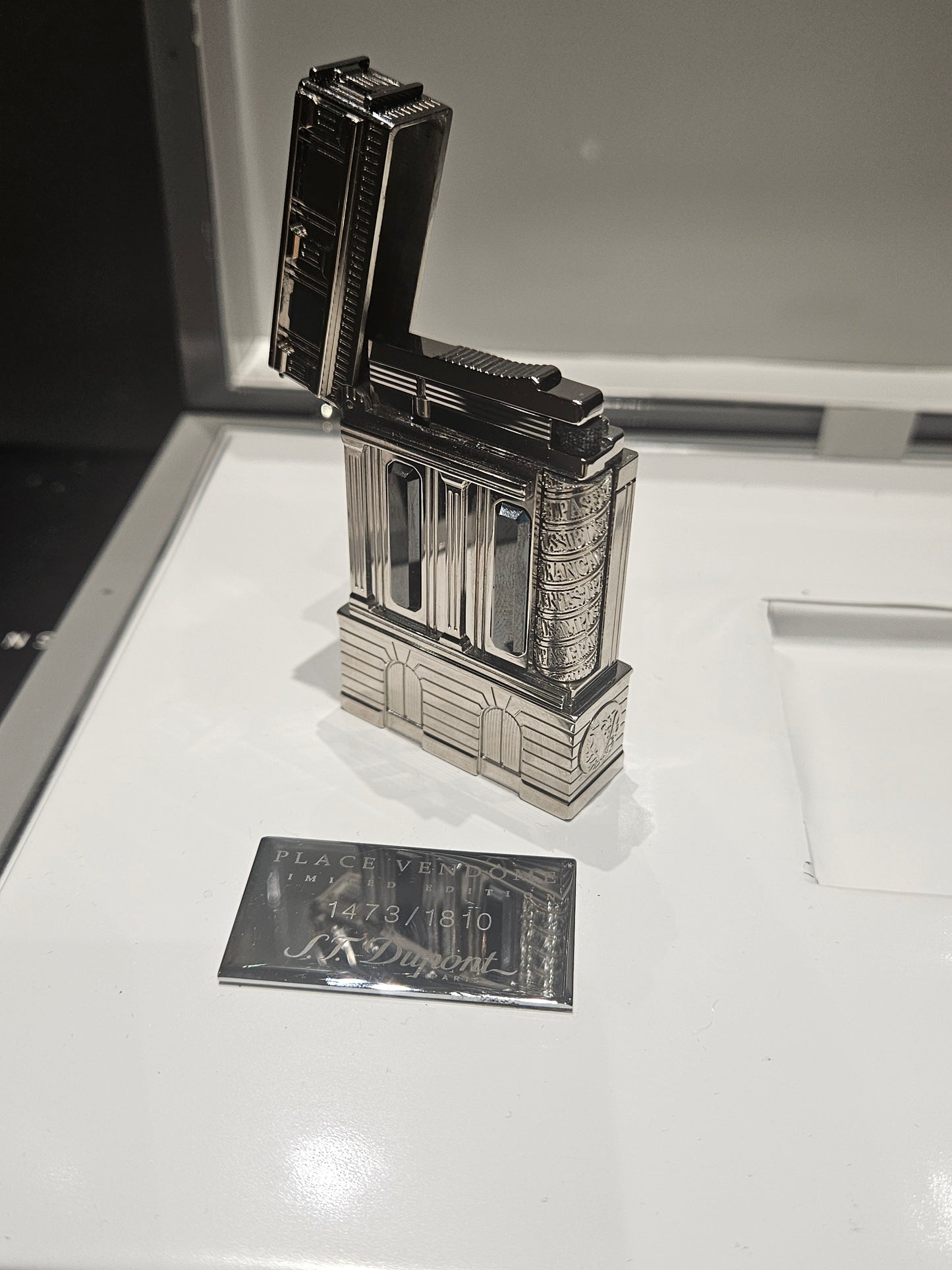 S.T. Dupont Ligne 2 Place Vendome Lighter Limited Edition