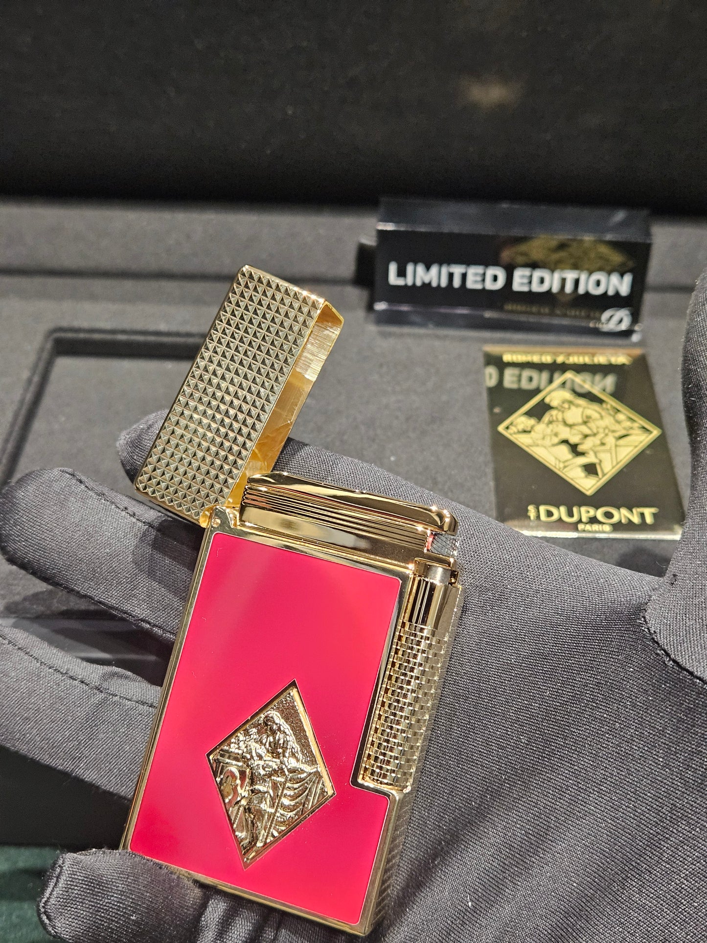 S.T. Dupont Le Grand Lacquered Lighter Romeo Y Julieta Burgundy