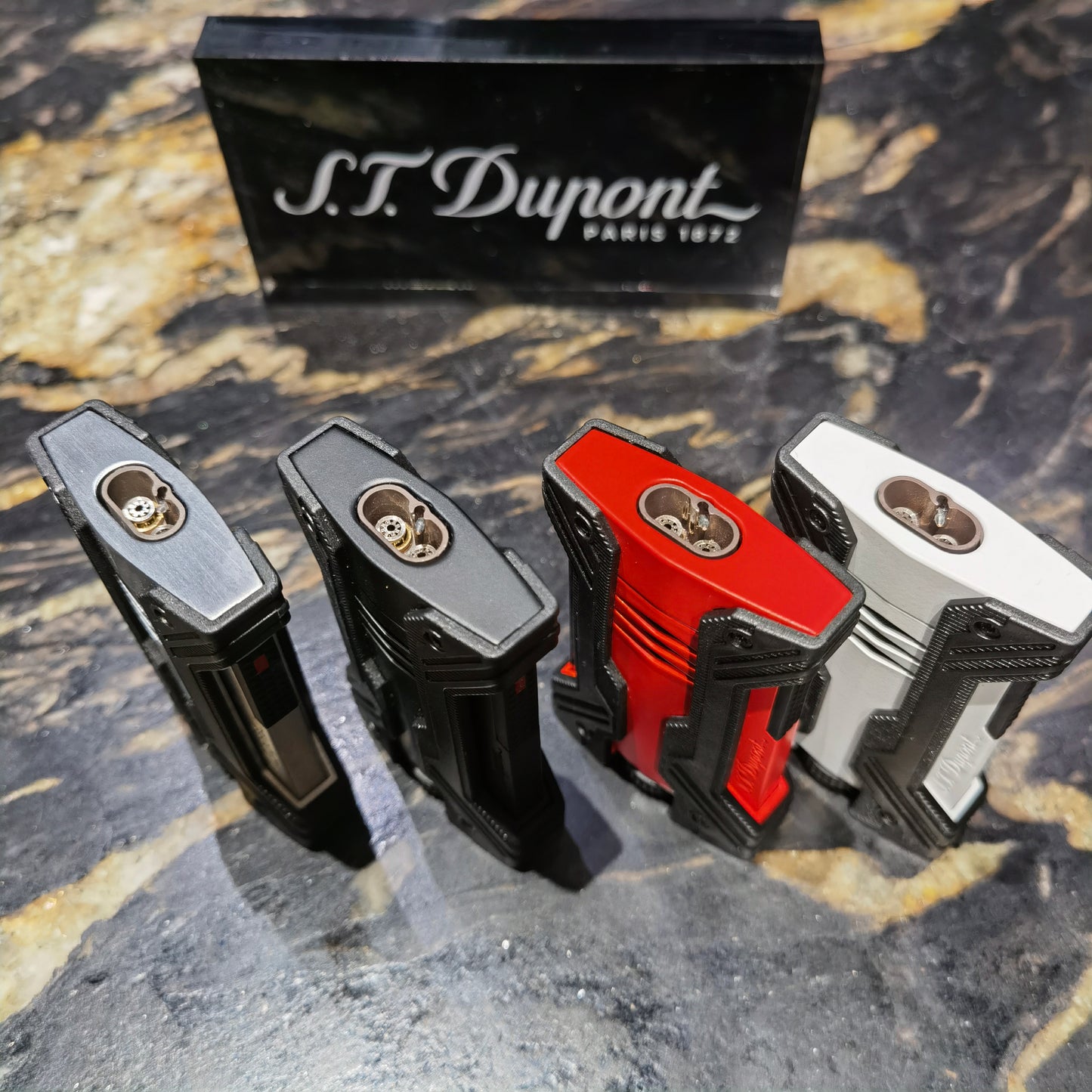 S.T. Dupont Defi XXtreme Double Jet Cigar Lighter